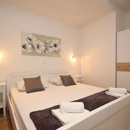 Apartmani Sulenta * Tucepi