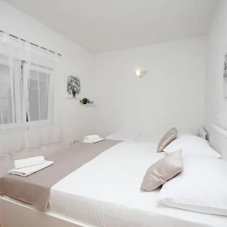 Apartmani Sulenta *