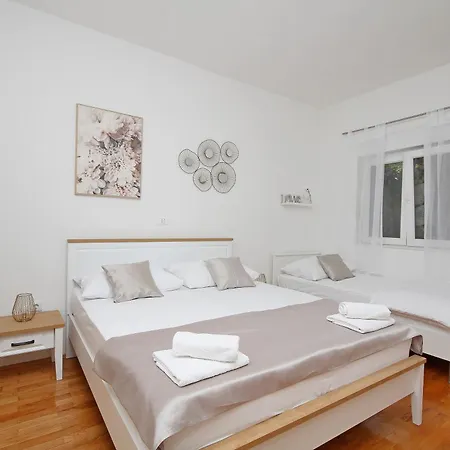 Sulenta Apartament Tučepi