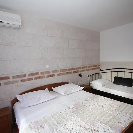 Apartment Apartmani Sulenta