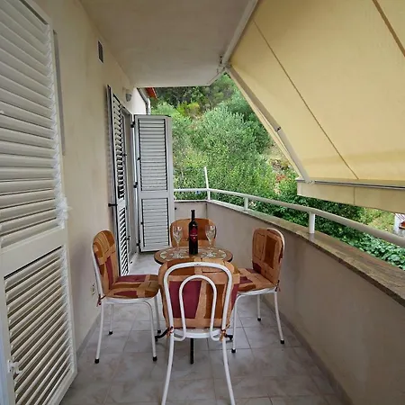 Apartmani Sulenta Apartment *