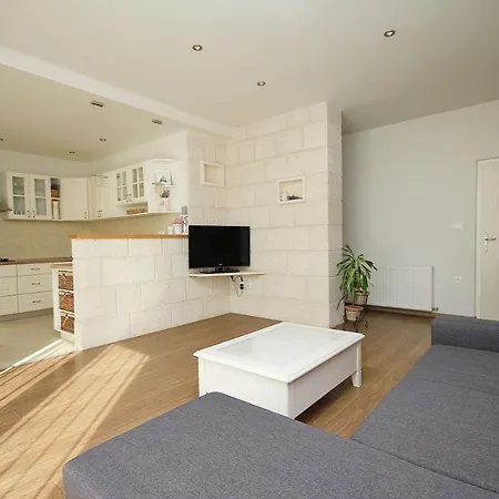Apartmani Sulenta * Tucepi
