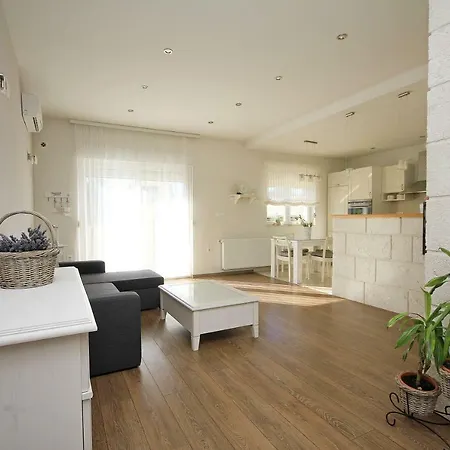 Apartament Sulenta